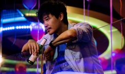 身陪酒局